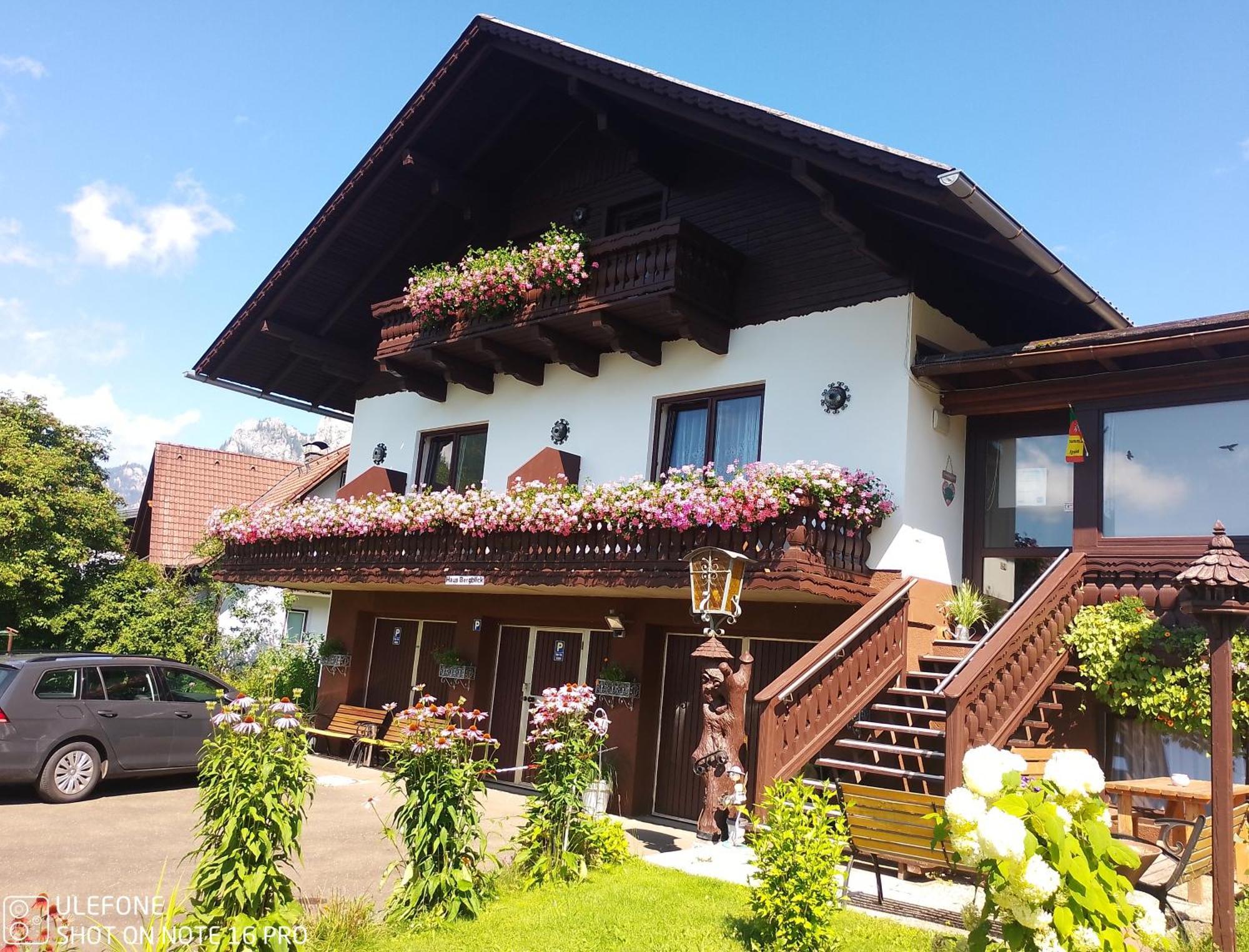 Haus Bergblick Fruehstueckspension Oberort Exterior photo